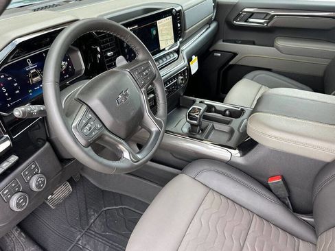 New 2026 Chevrolet Silverado 1500 ZR2 image 11