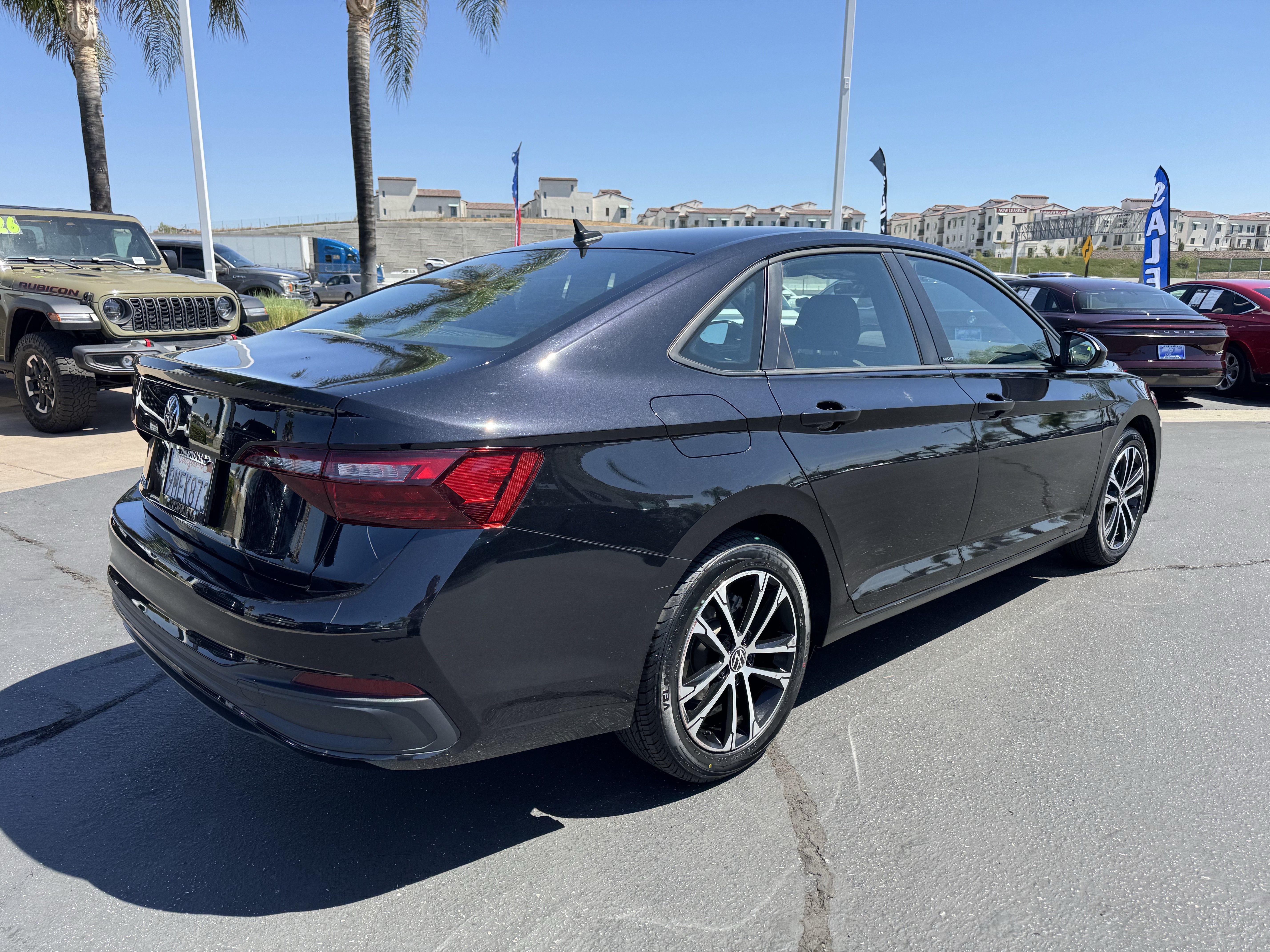 Used 2024 Volkswagen Jetta Sport FWD image 9