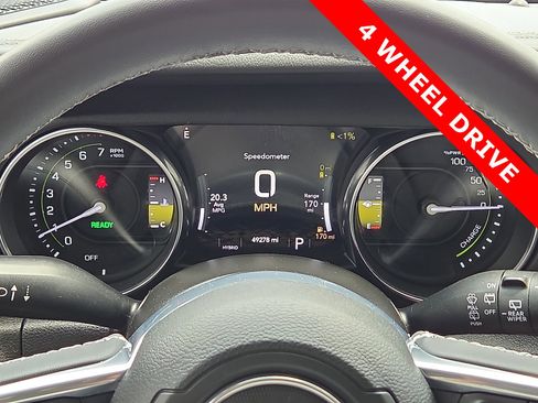Used 2023 Jeep Wrangler Unlimited Sahara AWD/4WD image 23