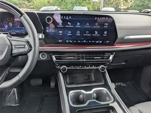 Used 2024 Chevrolet Traverse RS w/ LPO, Floor Liner Package image 22