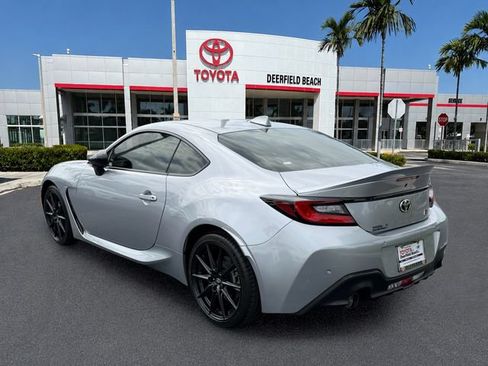 Used 2024 Toyota GR86 Premium RWD image 5