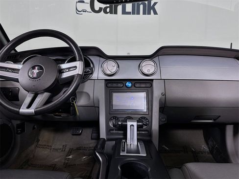 Used 2006 Ford Mustang GT Premium image 24