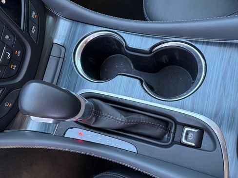 Used 2019 Buick Envision Essence w/ LPO, Active Package FWD image 29