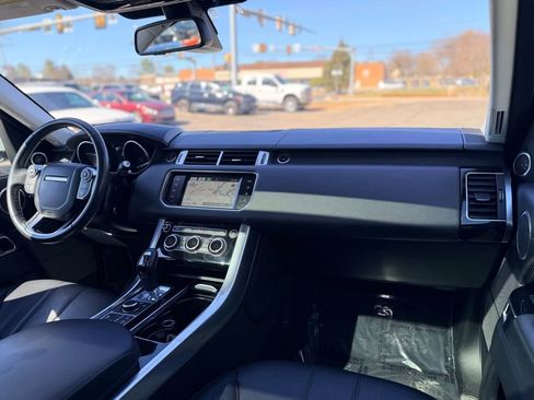 Used 2016 Land Rover Range Rover Sport HSE image 27