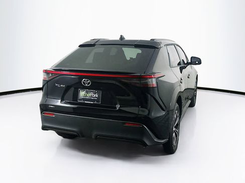 Used 2024 Toyota bZ4X XLE image 9