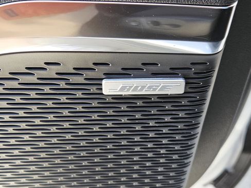 New 2025 GMC Acadia Elevation image 21