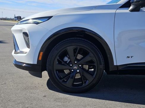 New 2025 Buick Envision Sport Touring image 6