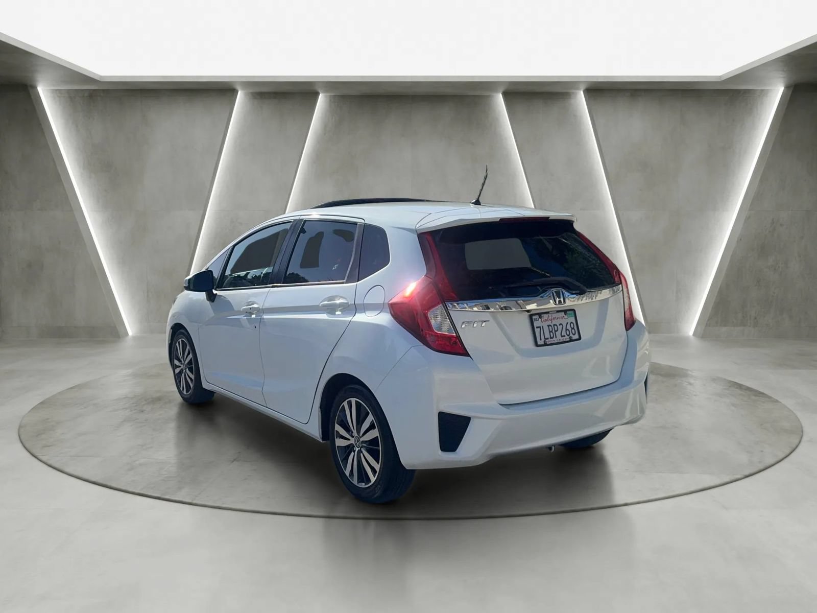 Used 2015 Honda Fit EX image 5