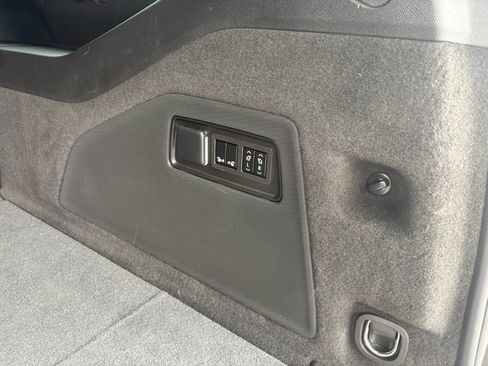 Certified 2023 Cadillac Escalade ESV Sport AWD/4WD image 10