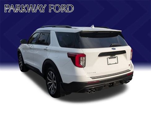 Used 2020 Ford Explorer ST w/ Premium Technology Package image 7
