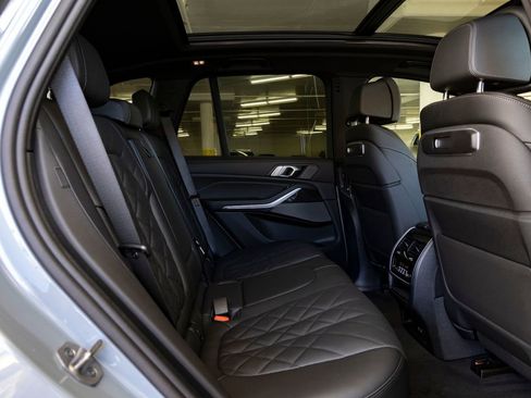 New 2026 BMW X5 xDrive50e image 27