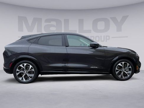 Used 2022 Ford Mustang Mach-E Premium image 6