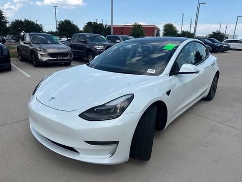Used 2023 Tesla Model 3 Standard Range RWD image 6