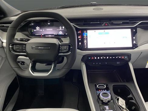 New 2026 Jeep Cherokee Limited image 5