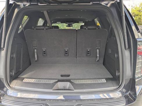 Used 2025 Chevrolet Tahoe Z71 AWD/4WD image 14
