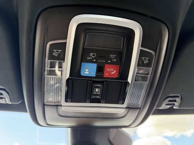 Used 2026 RAM 1500 Laramie AWD/4WD image 30