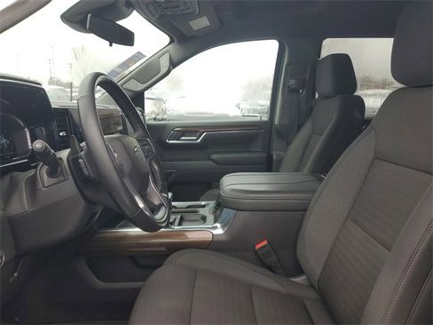 Certified 2024 Chevrolet Silverado 1500 LT Trail Boss w/ Convenience Package II image 18