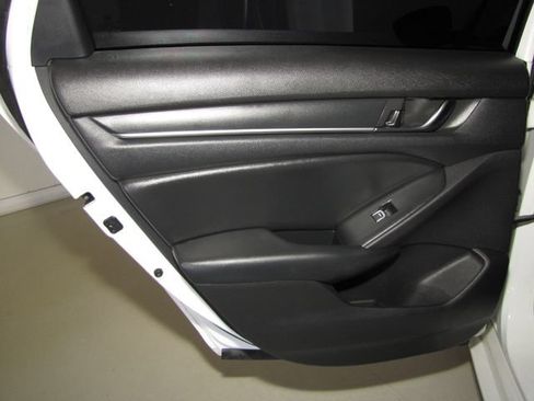 Certified 2022 Honda Accord Sport image 13