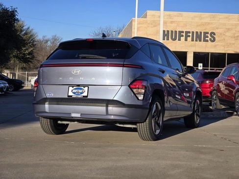 Certified 2024 Hyundai Kona SEL image 8