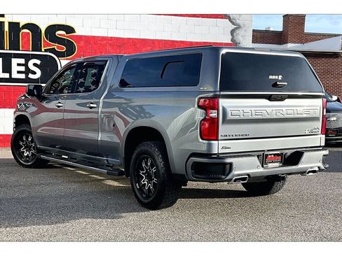Used 2020 Chevrolet Silverado 1500 High Country image 13