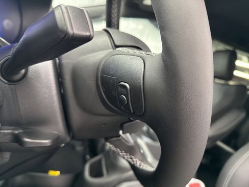 New 2026 Chrysler Pacifica Select image 19