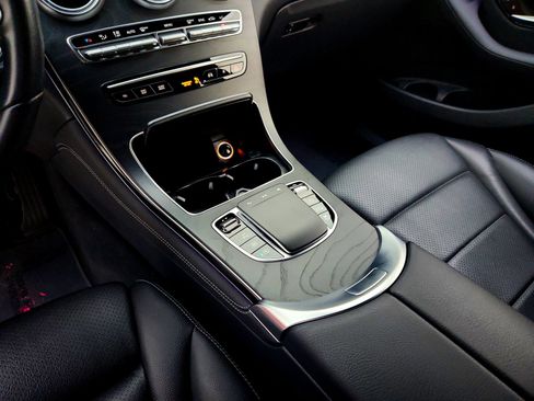 Certified 2021 Mercedes-Benz GLC 300 4MATIC image 16