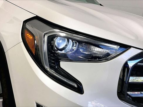 Certified 2021 GMC Terrain SLT w/ LPO, Floor Liner Package image 27