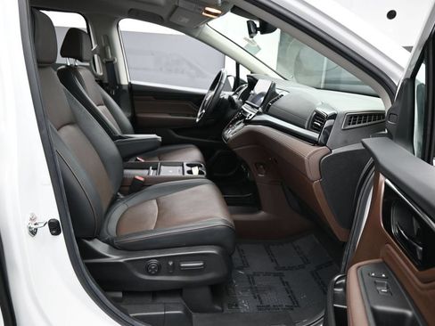 Used 2025 Honda Odyssey Elite image 49