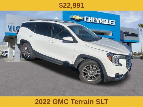 Used 2022 GMC Terrain SLT AWD/4WD image 2