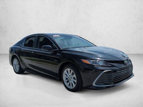 Certified 2024 Toyota Camry LE w/ Convenience Package FWD image 3