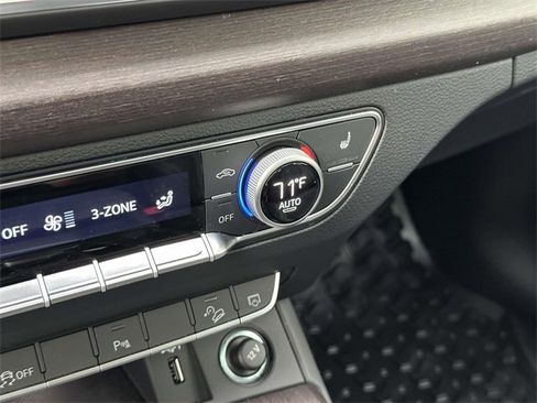 Used 2023 Audi Q5 2.0T Premium Plus w/ Premium Plus Package image 32