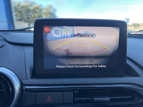 Used 2022 MAZDA MX-5 Miata RF Grand Touring image 11