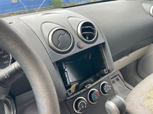 Used 2010 Nissan Rogue S w/ 360 Degree Value Pkg image 14