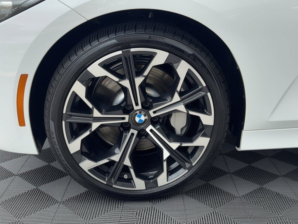 Used 2026 BMW 330i xDrive Sedan w/ Premium Package AWD/4WD image 13