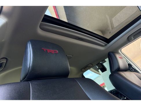 Certified 2023 Toyota 4Runner TRD Off-Road Premium w/ Off Road Premium Plus Package AWD/4WD image 18