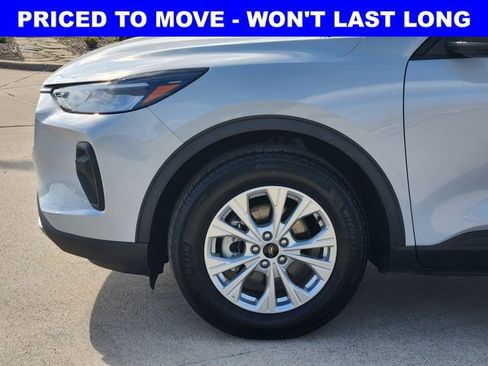 Used 2025 Ford Escape Active FWD image 15