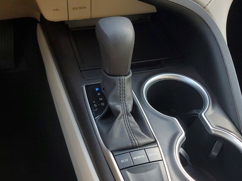 Certified 2023 Toyota Camry LE image 28