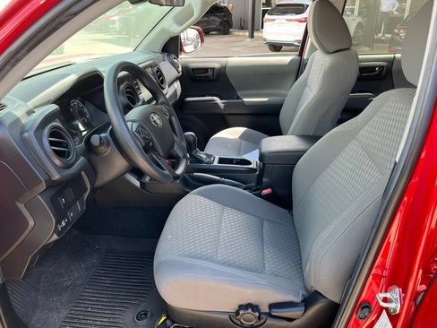 Used 2022 Toyota Tacoma SR AWD/4WD image 10