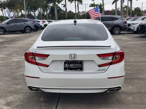 Used 2022 Honda Accord Sport image 6