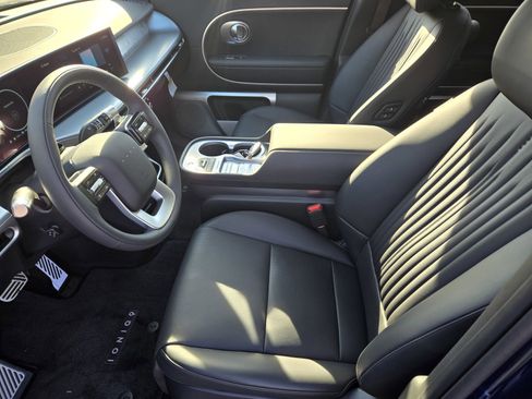 New 2026 Hyundai Ioniq 9 Calligraphy image 17