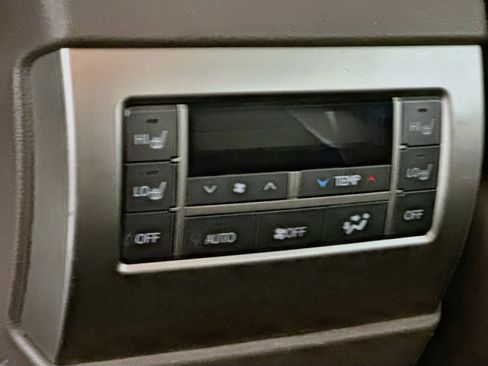 Used 2013 Lexus GX 460 w/ Comfort Plus Pkg AWD/4WD image 28