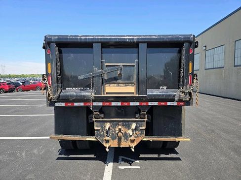 Used 2021 Ford F750 2WD Regular Cab Super Duty image 4