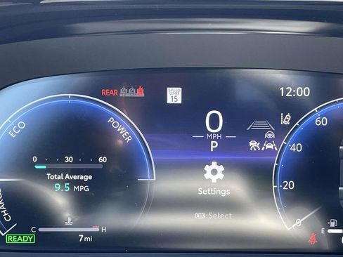 New 2026 Toyota Crown Signia AWD/4WD image 32