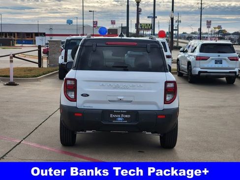 New 2025 Ford Bronco Sport Outer Banks w/ Outer Banks Tech Package+ AWD/4WD image 6