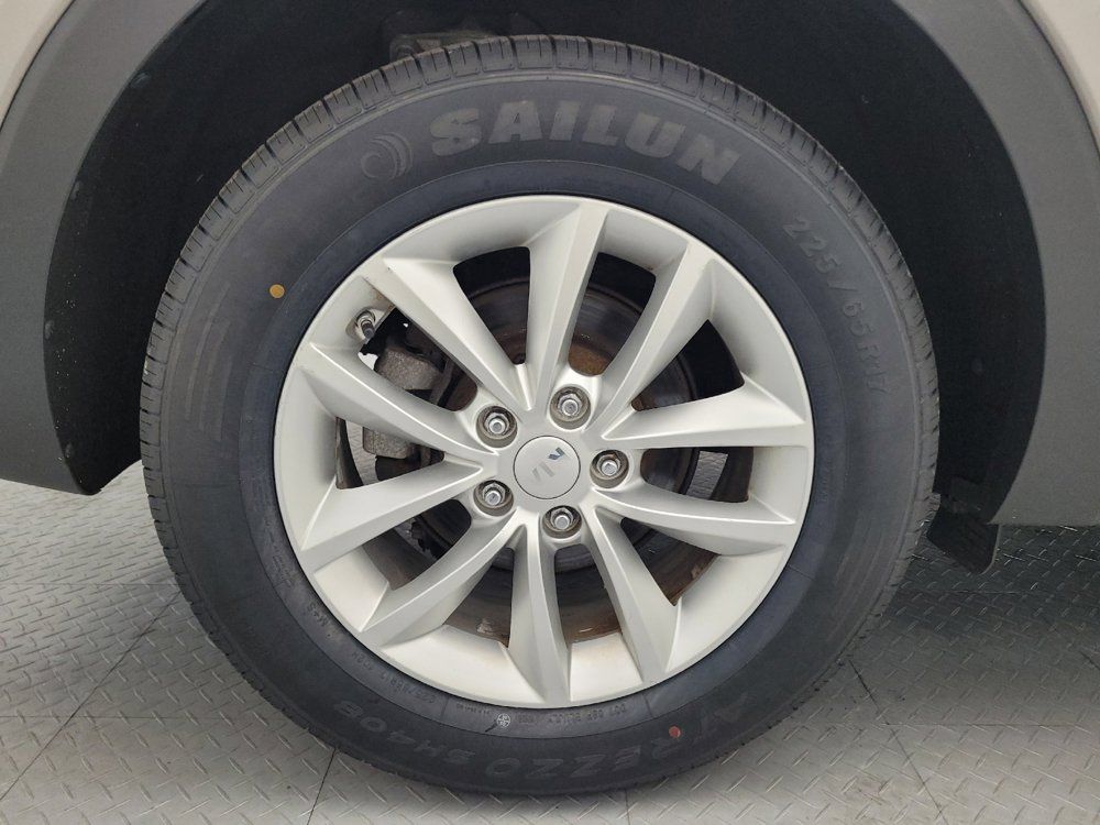 Used 2017 Kia Sorento AWD image 31