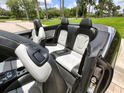 Used 2014 Audi S5 Prestige image 11