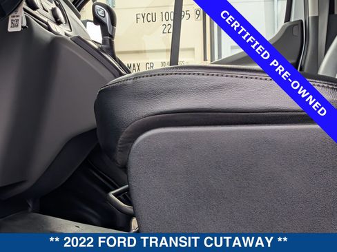 Certified 2022 Ford Transit 350 DRW RWD image 21