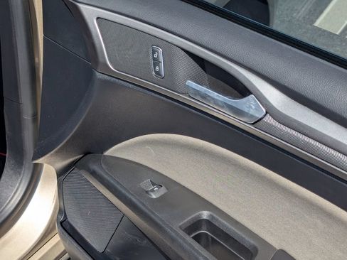 Used 2019 Ford Fusion S FWD image 33