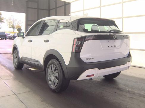 Used 2025 Nissan Kicks S FWD image 3