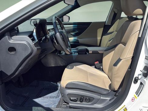 Used 2019 Lexus ES 350 w/ Accessory Package 2 image 11